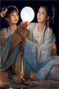 女神医她又美又飒姣姣似月