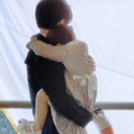 成毅和果果们的合照