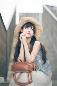 活成前任白月光后，她桃花朵朵开完整文本阅读